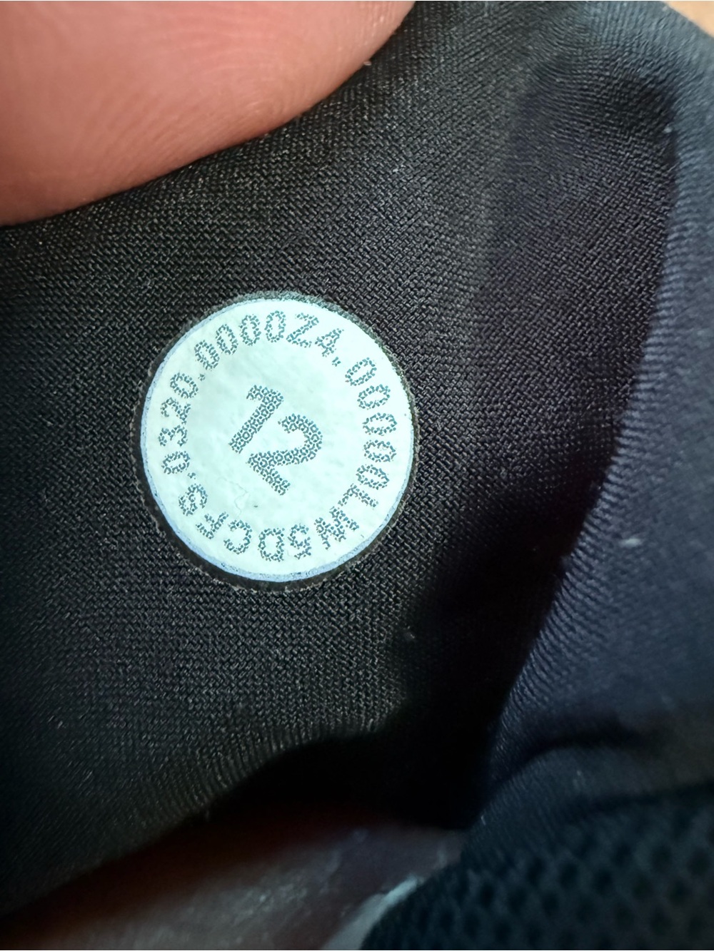 Lululemon Keep Moving Pant 7/8 High-Rise Black Size 12 Luxtreme Stretch Travel - Picture 10 of 10